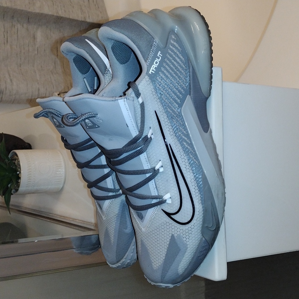 Nike Force Zoom Trout 8 Turf